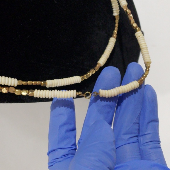 Elegant Gold tone & Cream Beaded Long Necklace - Stylish Women's Fashion Jewelry - Picture 10 of 10